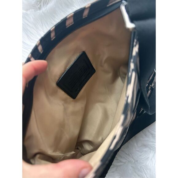 Coach Zebra print Black and Cream Crossbody Bag - Picture 4 of 8